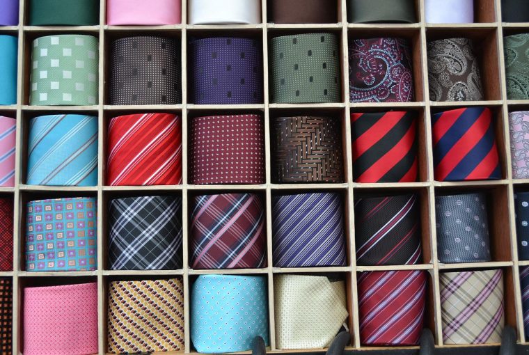 Silk tie 2846862 1280