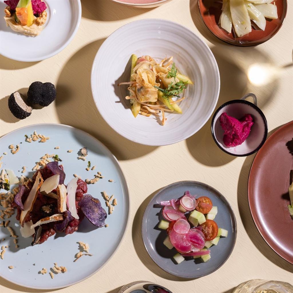 309261806 3361216557449059 3218066876726440249 N