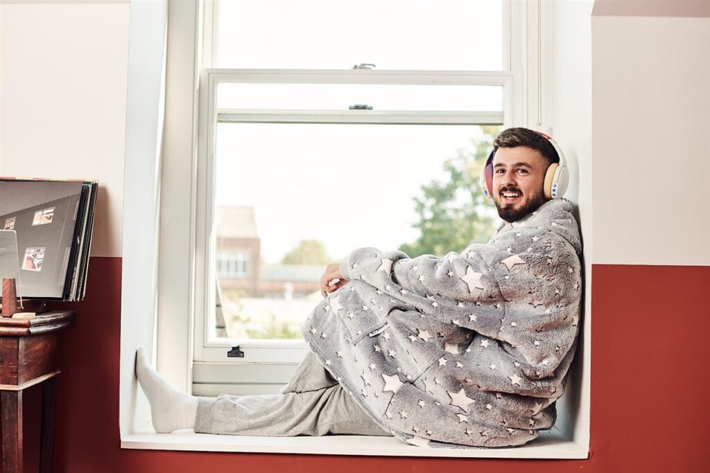 403765673 674174678223208 2820890896312812286 N