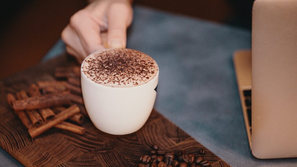 Cinnamon In Coffee Hn3268 Istock