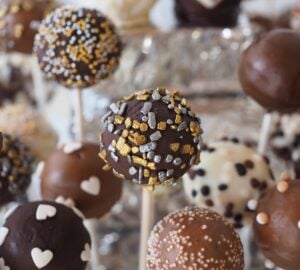 In the realm of health and wellness, the protein bar has emerged as a go-to snack for those looking to fuel their active lifestyles. Among the myriad of options available, Built Bar stands out as a leader, consistently winning over fitness enthusiasts and snack lovers alike. But what makes Built Bar the supreme choice for those who prioritize both flavor and nutrition? Let’s explore the key elements that set Built Bar apart.