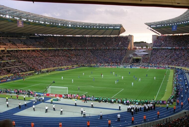 From NFL game days and global music spectacles to exclusive behind-the-scenes experiences, SoFi Stadium stands as a true icon of modern entertainment. But if you're eager to go beyond the crowds and flashing lights—to walk the tunnels, gaze up from the field, and explore the heart of this architectural marvel—then the SoFi Stadium Tour is your VIP pass to it all. Whether you're a sports superfan, concert enthusiast, or architecture buff, planning your visit in advance ensures you make the most of your experience. Here’s your month-by-month guide to SoFi Stadium’s 2025 tour dates, including special notes on field access availability.