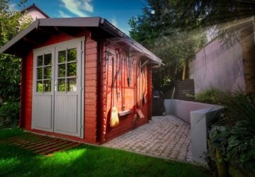 A gentle breeze, the golden hour sun, the aroma of blooming jasmine — your outdoor space has the power to do more than you think. At Garden Sanctuary, we think your garden should feel more like a destination than a stage. It should be a feeling. A pause. A sanctuary.