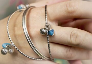 Luxury jewellery has long been associated with exclusivity and high price tags, making it seem out of reach for many. Rachel Galley is on a mission to change that perception, creating high-quality jewellery that is accessible, versatile, and designed to be worn every day. By blending exceptional craftsmanship with contemporary designs, Rachel Galley is redefining luxury, making it a part of everyday elegance for everyone.