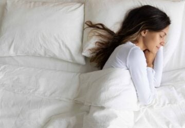 Matratze f r seitenschl fer die gelschaummatratze scaled e1632292887989