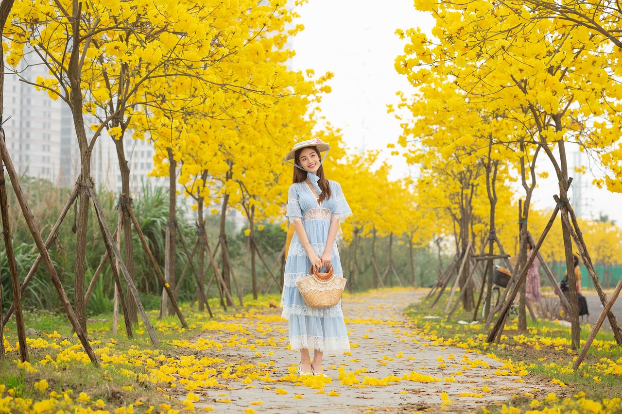 In a world often caught in the frenzy of fast fashion, Lavish Alice invites you to pause, step through the looking glass, and enter a realm where craftsmanship, individuality, and timeless elegance reign supreme. This is not just fashion—it’s slow luxury. A movement. A mindset. A celebration of bold femininity and enduring design.